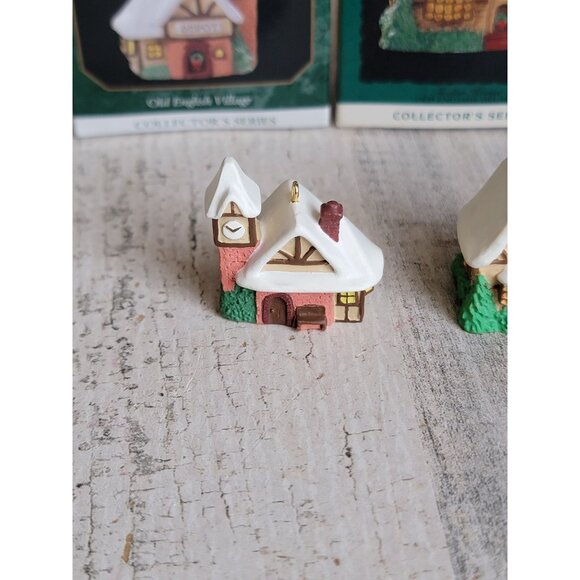 Hallmark miniature Old English Village House ornament Xmas set - Picture 2 of 6